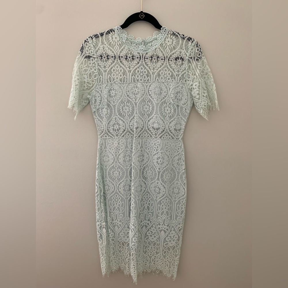 Lulu's Lace Midi Dress in Cream